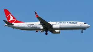 Photo of TC-LYD - Boeing 737 MAX 9 operated by Turkish Airlines