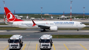 Photo of TC-LYD - Boeing 737 MAX 9 operated by Turkish Airlines