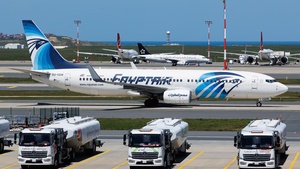Photo of SU-GDB - Boeing 737-866 operated by Egyptair