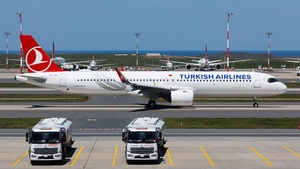 Photo of TC-LPL - Airbus A321-271NX operated by Turkish Airlines