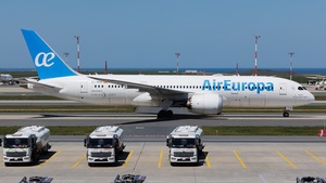 Photo of EC-MOM - Boeing 787-8 Dreamliner operated by Air Europa