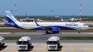 Photo of VT-NLA - Airbus A321-253NY operated by IndiGo