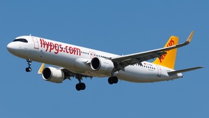 Photo of TC-RDM - Airbus A321-251NX operated by Pegasus Airlines