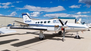 Photo of N425WT - Cessna 425 Conquest I operated by Private