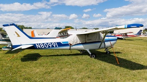 Photo of N80991 - Cessna 172M Skyhawk operated by Private