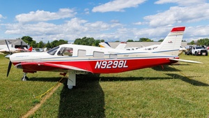 Photo of N9298L - Piper PA-32R-301 Saratoga II HP operated by Private