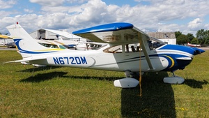 Photo of N672DM - Cessna 182Q Skylane operated by Private