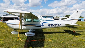 Photo of N97237 - Cessna 182Q Skylane operated by Private