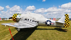 Photo of N6423D - North American SNJ-4 Texan operated by Tennessee Flying Machines