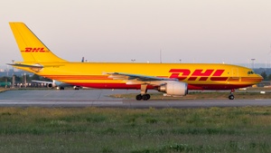 Photo of EI-LDC - Airbus A300F4-605R operated by ASL Airlines Ireland