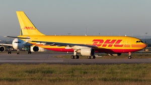 Photo of EI-LDH - Airbus A300F4-605R operated by ASL Airlines Ireland