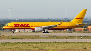 Photo of OE-LNX - Boeing 757-223(PCF) operated by DHL Air Austria