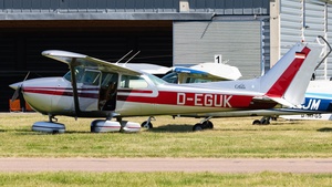 Photo of D-EGUK - Cessna 172N Skyhawk operated by Private