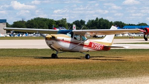 Photo of N7335T - Cessna R182 Skylane RG II operated by Private