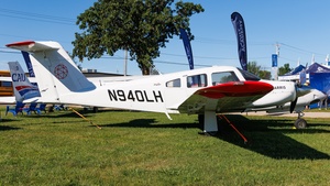 Photo of N940LH - Piper PA-44-180 Seminole operated by L3Harris Airline Academy