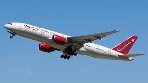 Boeing 777-2U8(ER)