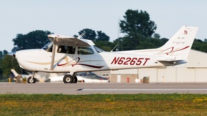 Photo of N6265T - Cessna 172S Skyhawk SP operated by WAir Aviation