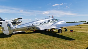 Photo of N649B - Beechcraft D18S operated by Private