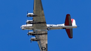 Photo of N3193G - Boeing PB-1G Flying Fortress operated by Michigan Flight Museum