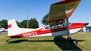 Photo of N9812X - Cessna 185 Skywagon operated by Private