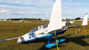 Photo of N92EZ - Rutan 33 VariEze operated by Private