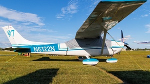 Photo of N6122N - Cessna 182R Skylane operated by Private