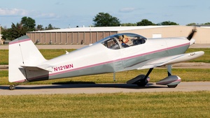 Photo of N121MN - Vans RV-6 operated by Private