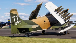 Photo of NX959AD - Douglas AD-4N Skyraider operated by East Iowa Air