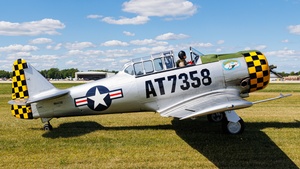 Photo of N6423D - North American SNJ-4 Texan operated by Tennessee Flying Machines