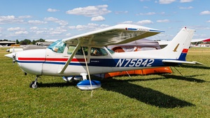 Photo of N75842 - Cessna 172N Skyhawk II operated by Private