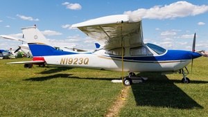 Photo of N1923Q - Cessna 177RG Cardinal RG operated by Private