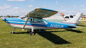Photo of N182UK - Cessna 182G Skylane operated by Private
