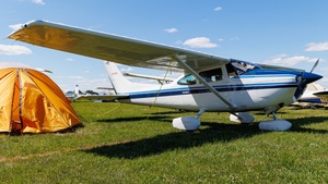 Photo of N9739H - Cessna 182R Skylane II operated by Private