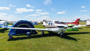 Photo of N201DC - Mooney M20J 201 operated by Private