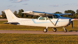 Photo of N4352R - Cessna 172M Skyhawk II operated by Quad City Area Flying Eagles