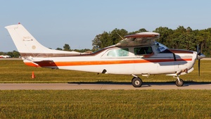 Photo of N746ZX - Cessna T210N Turbo Centurion operated by Private