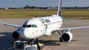 Photo of D-AILU - Airbus A319-114 operated by Lufthansa