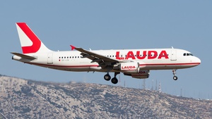 Photo with serial 3147 - Airbus A320-214