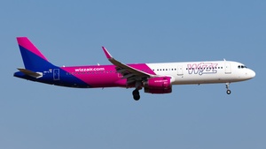 Photo of HA-LTE - Airbus A321-231 operated by Wizz Air