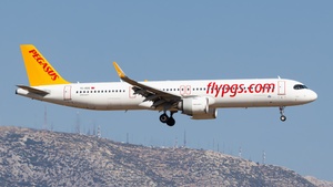Photo of TC-RDG - Airbus A321-251NX operated by Pegasus Airlines