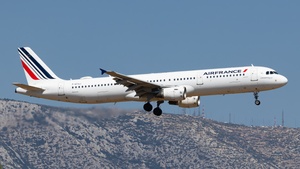 Photo of F-GTAJ - Airbus A321-212 operated by Air France