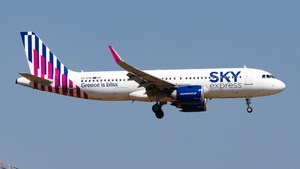 Photo of SX-CHG - Airbus A320-251N operated by Sky Express