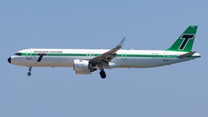 Photo of PH-YHD - Airbus A321-252NX operated by Transavia