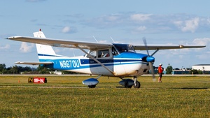 Photo of N8670U - Cessna 172F Skyhawk operated by Private