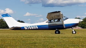 Photo of N70809 - Cessna 182M Skylane operated by Private