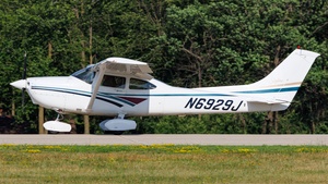 Photo of N6929J - Cessna 182S Skylane operated by Private