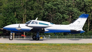 Photo with serial 310R1667 - Cessna 310R