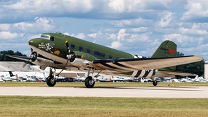 Photo of N33VW - Douglas C-47A Skytrain operated by Hangar 360 Aircraft Services