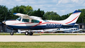 Photo of N6979B - Cessna 210M Centurion operated by Private