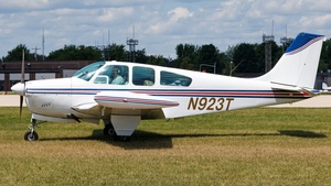 Photo of N923T - Beechcraft 35-33 Debonair operated by Private